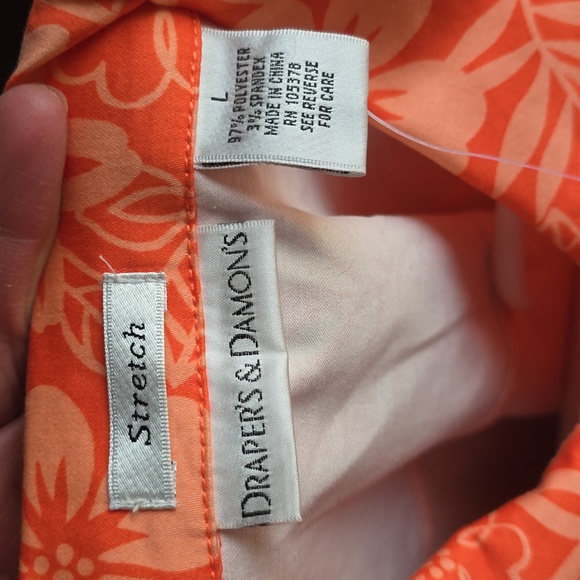 Draper's & Damon's shirt or light jacket - Picture 2 of 4